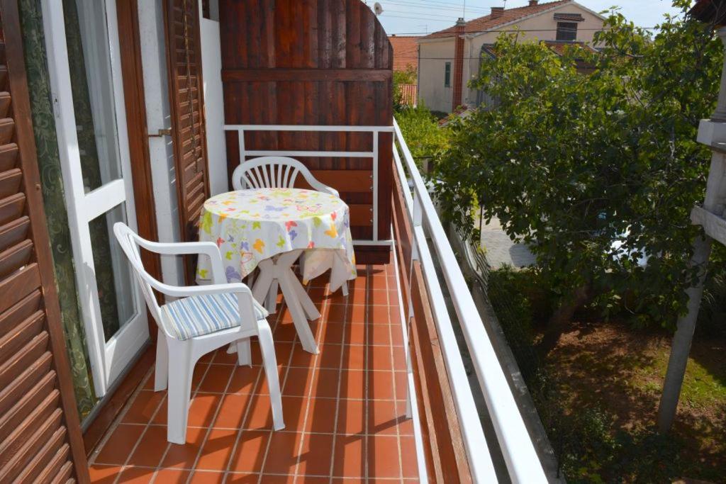 Apartmani Ana Juricev Vodice Esterno foto